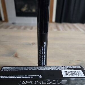 #3 Japonesque pixelated color eyelighter